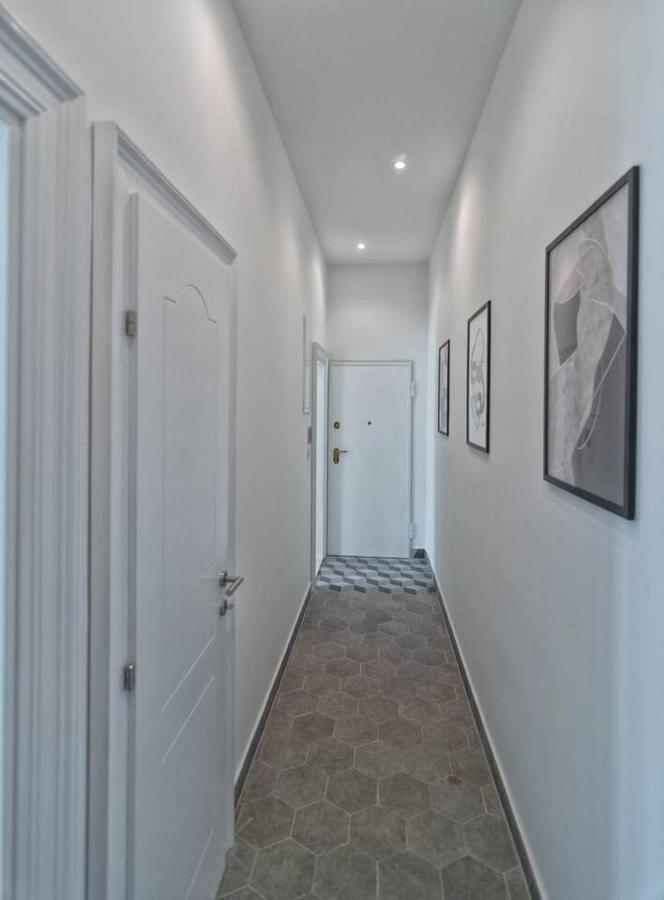 Style Room Freedom Split Exterior photo